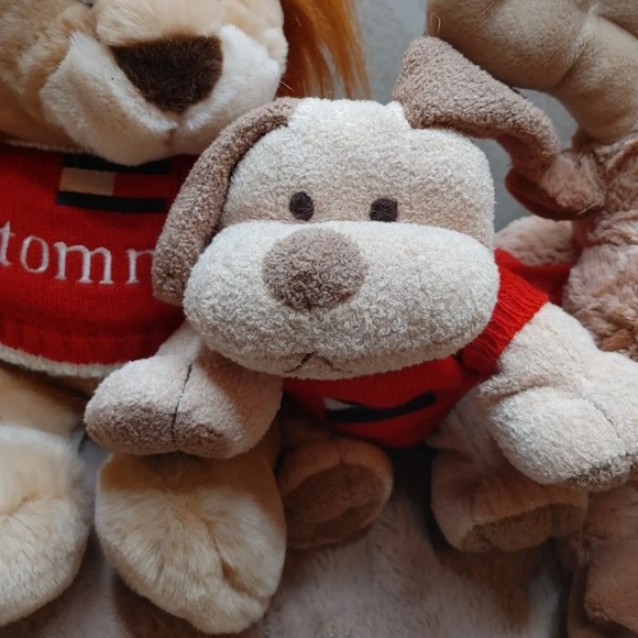 Tommy Hilfiger Stuffies - Picture 2 of 5